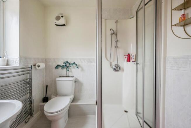 2 bed Flat for sale Image 11