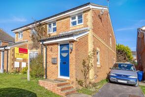 64, Walsh Avenue, Warfield, Bracknell RG42 3XZ