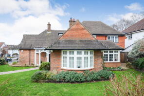 9, St Johns Avenue, Leatherhead KT22 7HT