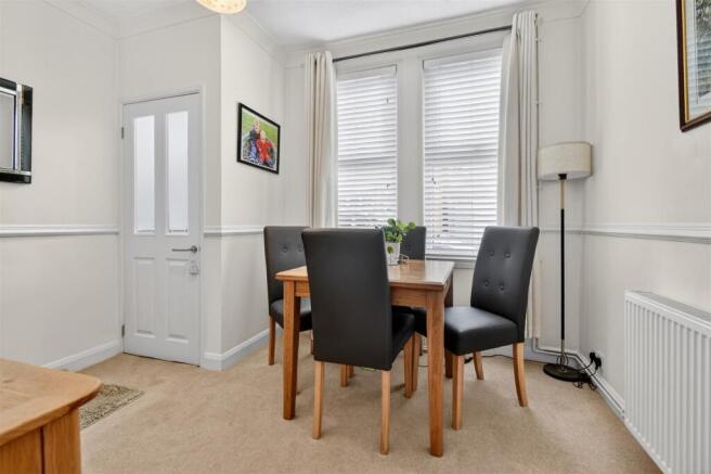 2 bed Semi-Detached for sale Image 4