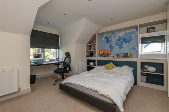 Bedroom 5 Suite