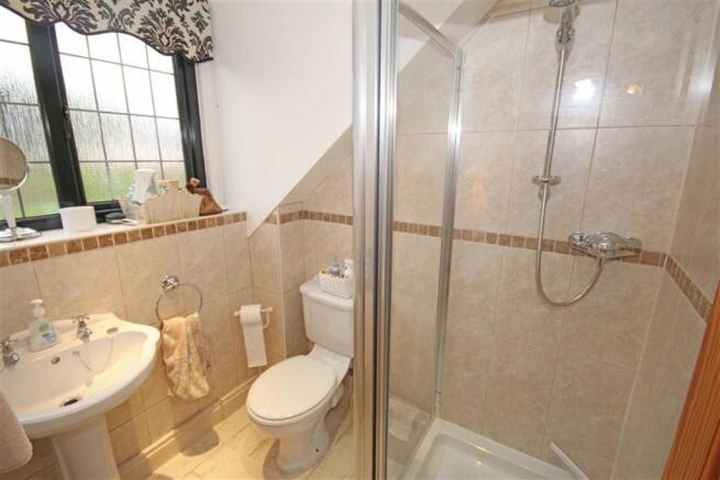 EN SUITE