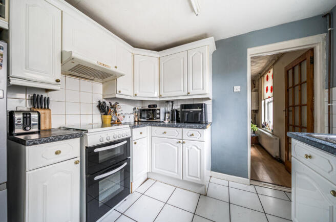 1393322-26-6942e4...