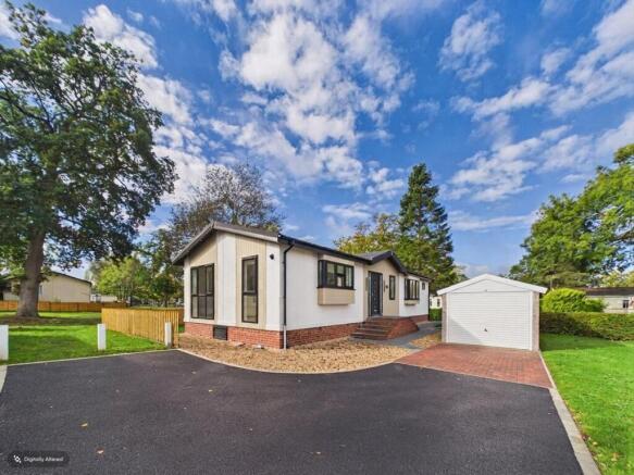 2-bed caravan on Shepherds Grove Park, Stanton,, £305,000