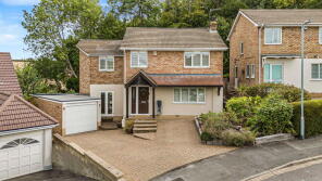 6, Highview Close, Marlow SL7 3QN