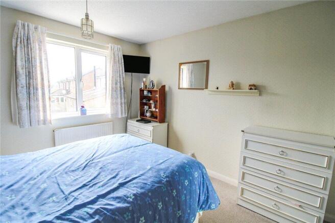 4 bed Detached for sale Image 11