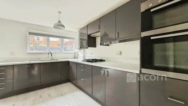 2a37c288-6-45C5-B...