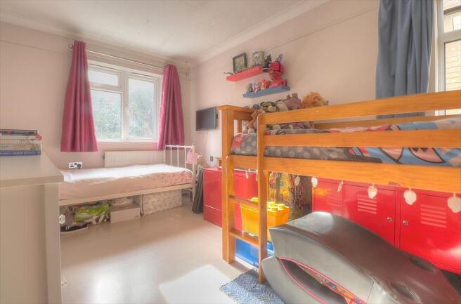 Bed2