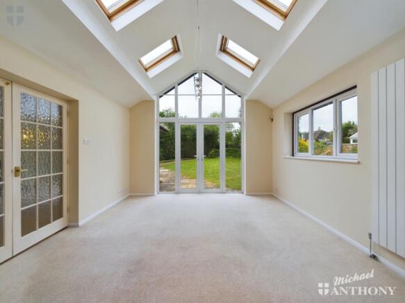 CAM01064G0-PR0363-STILL014