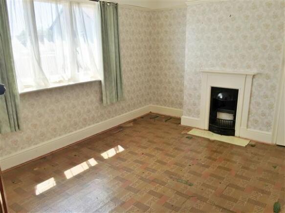Bedroom (front)