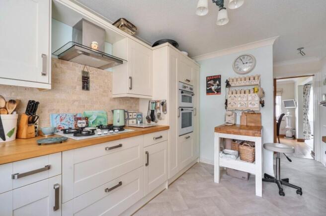 Heron Way, Ilminster photo 4