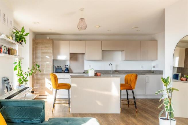 F24, 121-123 Davigdor Road -7.jpg