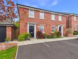2, Clarissa Close, Tiverton EX16 4FW