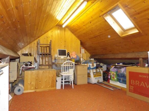 Attic Room/Office