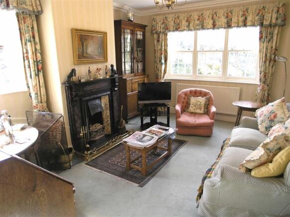SITTING ROOM