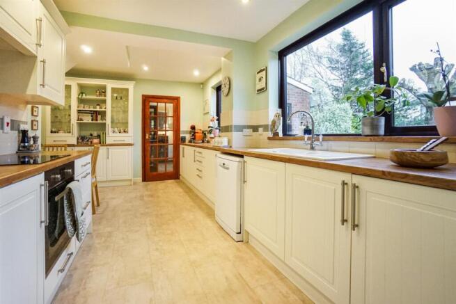 Kitchen Diner