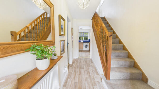 3 bed Semi-Detached for sale Image 6
