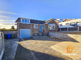 11, Lairs Crescent, Snainton, Scarborough YO13 9BQ