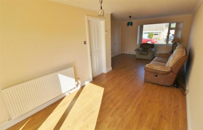 OPEN PLAN SITTING
