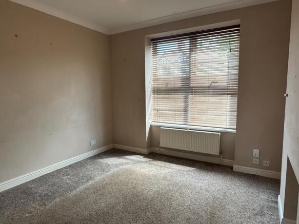 3 bed Semi-Detached for sale Image 5