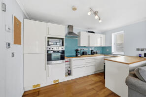 Flat 3, 87, Gladstone Road, Wimbledon, London SW19 1QR