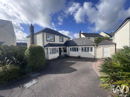 Kestell Parc, Bodmin, Cornwall PL31 Exceptional Family Home in Highly Desirable Location