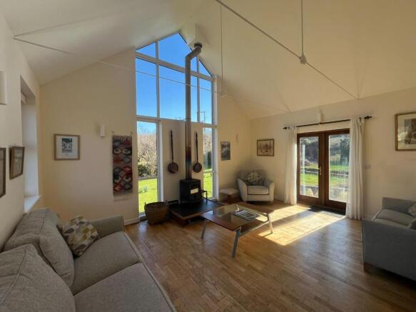 Living Room (2).JPEG