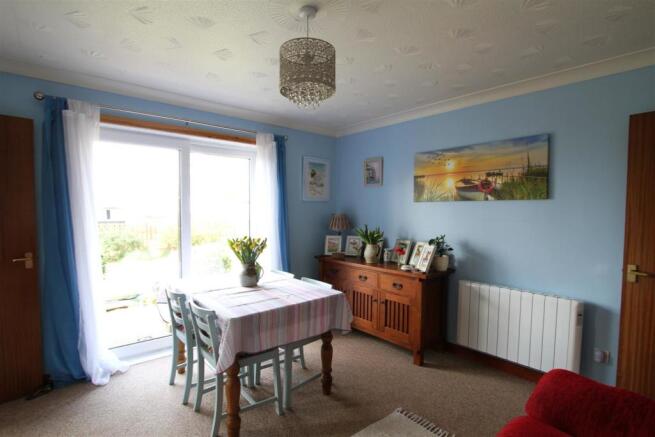 dining room 3.jpg
