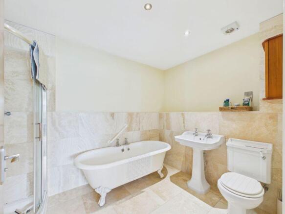 2 bed Terraced Bungalow for sale Image 7