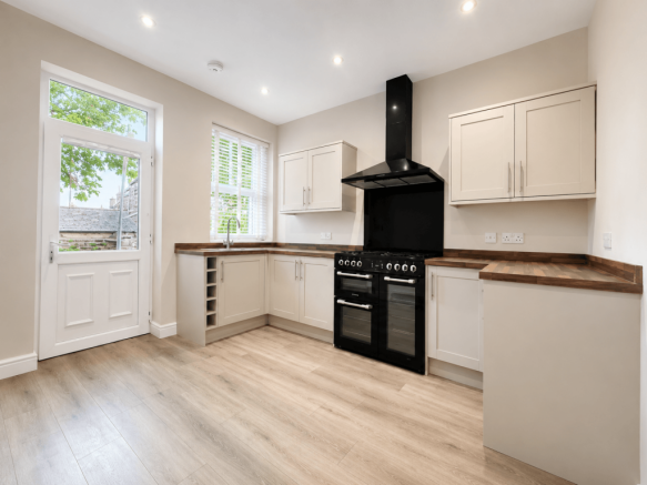 Kitchen 1