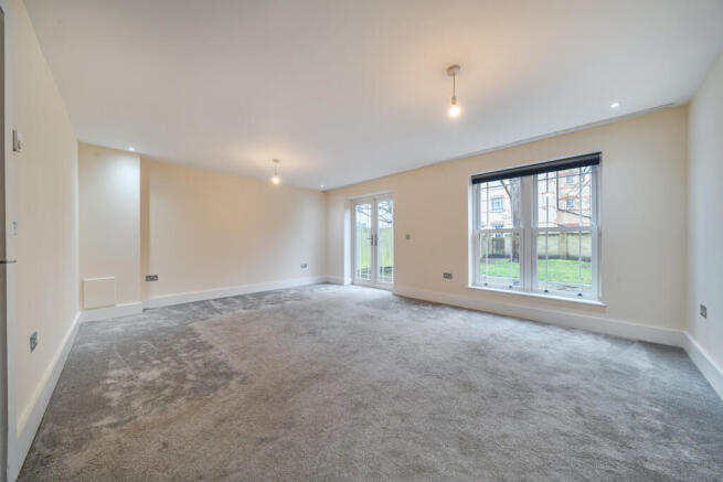 1400070-17-696925...