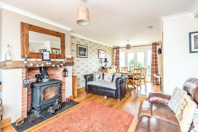 Lounge / Dining Room