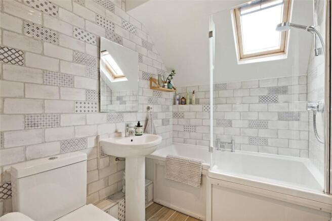 2 bed Penthouse for sale Image 8