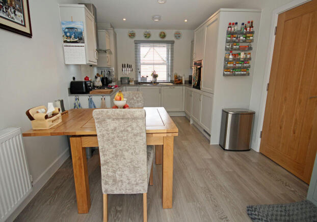 Kitchen dining room