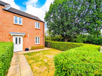 Sears Close, Flore, Northampton, Northamptonshire, NN7