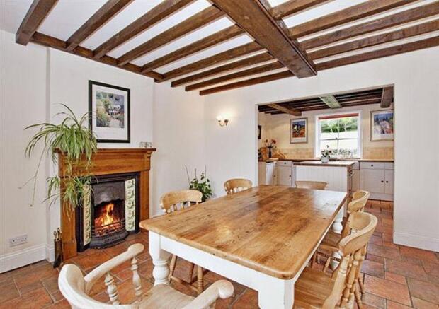 DINING KITCHEN