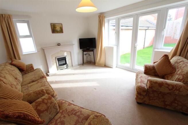 KITCHEN TO FRONT