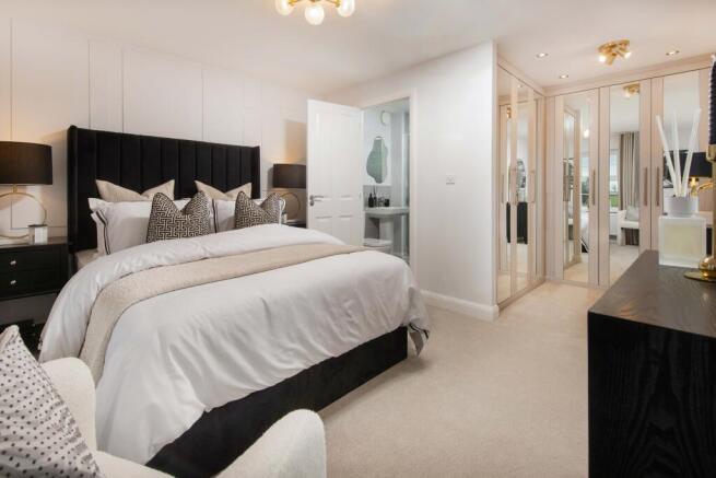 4 bed Detached for sale Image 6