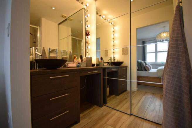 Dressing room.JPG