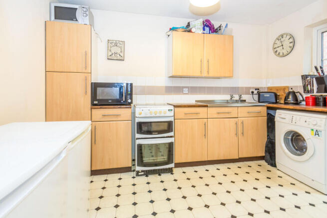 kitchen b.jpg
