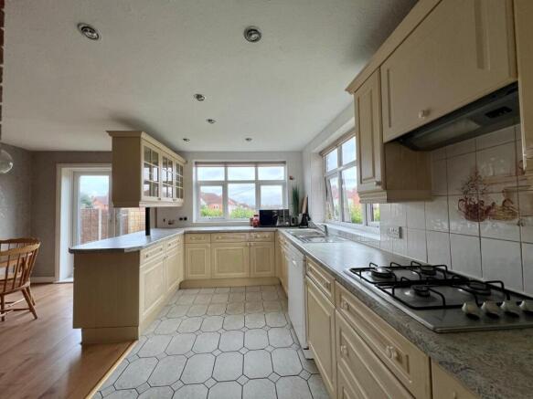 KITCHEN3.jpeg