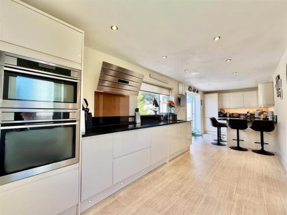Kitchen.jpeg