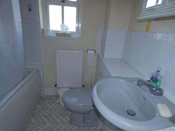 Photo 10