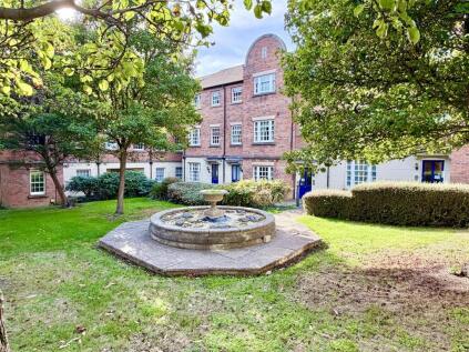 37 Belgravia Court, Abbey Foregate, Shrewsbury, SY2 6BW