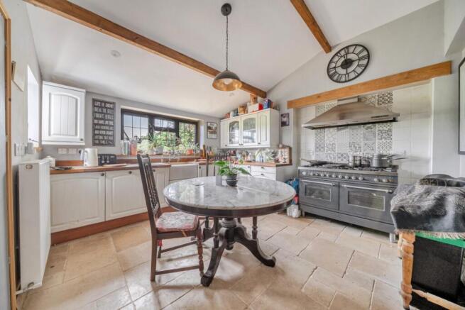 1434332-9-69c2838...