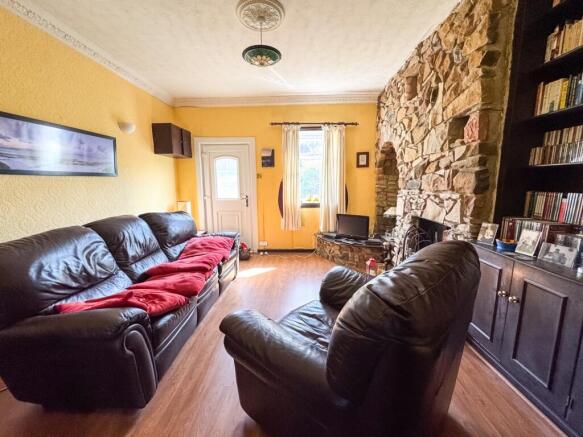2 bed Terraced for sale Image 5
