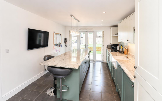 Kitchen/Breakfast Room