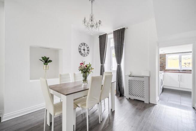 1383397-10-6926e064b553f