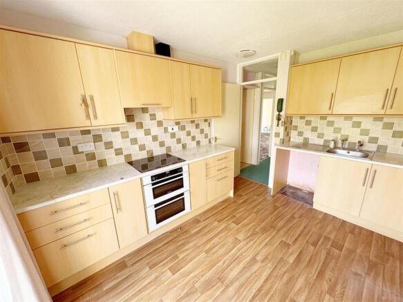 Kitchen_Breakfast room (1).jpg