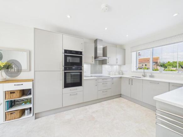 Grange Close, Woolpit photo 4